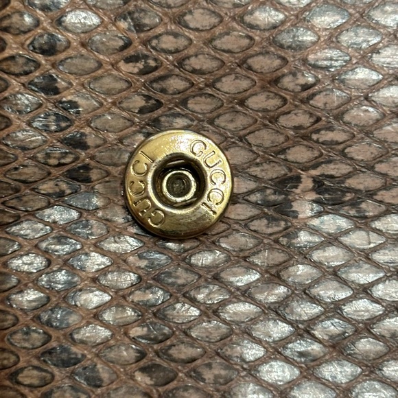 Vintage Gucci Authentic Snakeskin and Leather Clutch Wallet - Picture 12 of 15